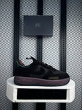 Textured-midsole low-top trainer with zigzag stitching