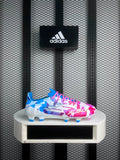 Translucent-stud camo print football boots in pink
