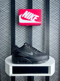 Cushioned-sole leather and mesh low-top in black