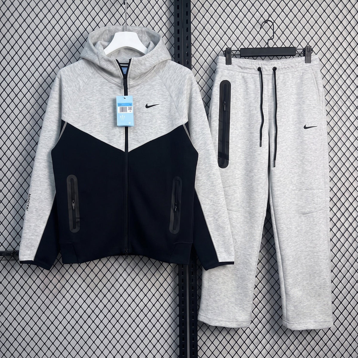 Tracksuit Gray Black