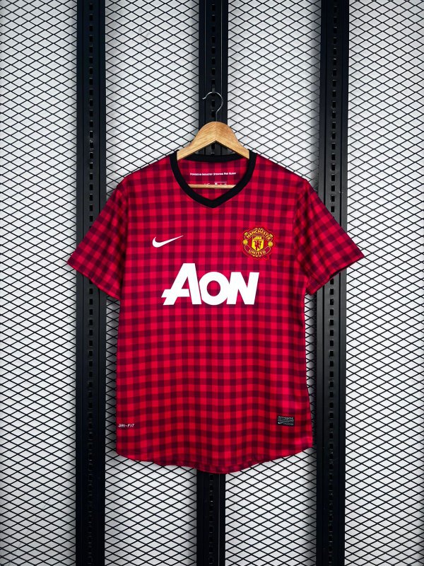 V-neck short-sleeve jersey in red gingham check
