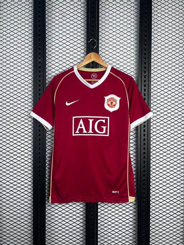 Polyester short-sleeve football jersey with white V-neck collar