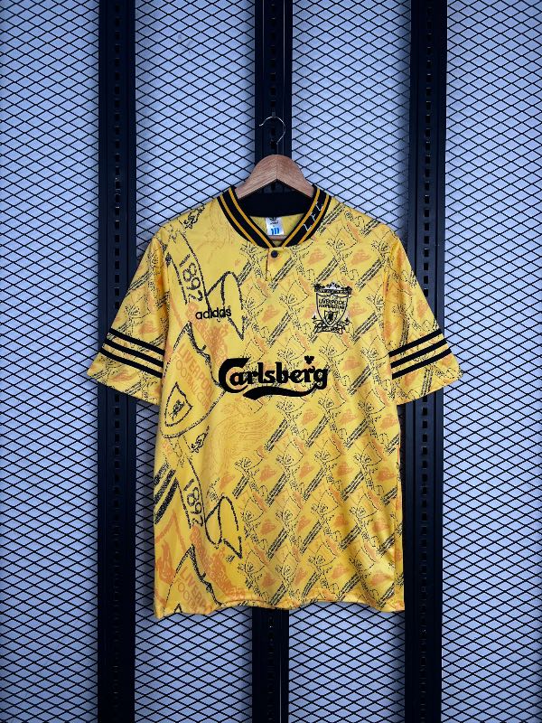 Yellow graphic-print short-sleeve jersey with black collar