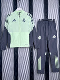 Matte lightweight windbreaker with dark grey colour-blocked underarms