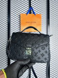 Bag full black